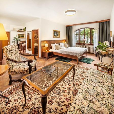 Apartments Dlouha 93 チェスキー クルムロフ エクステリア 写真