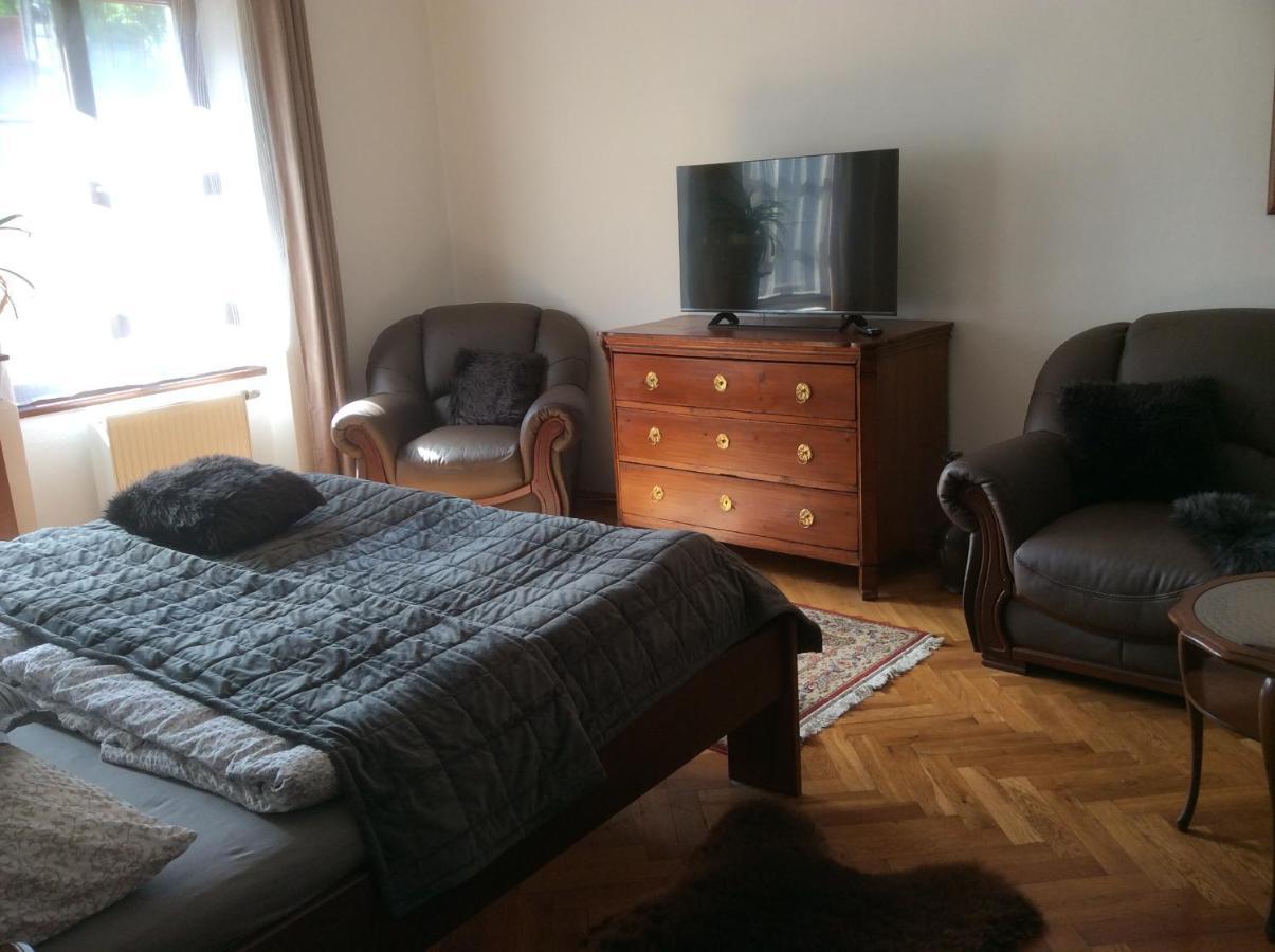 Apartments Dlouha 93 チェスキー クルムロフ エクステリア 写真