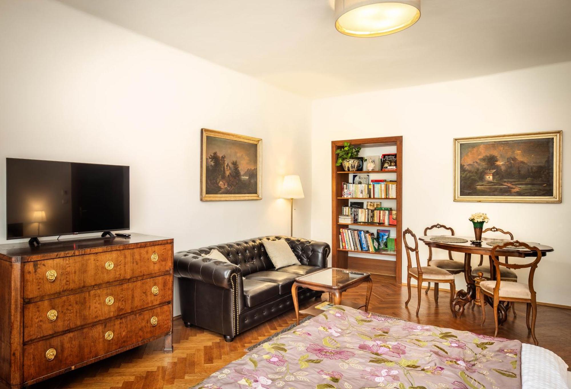 Apartments Dlouha 93 チェスキー クルムロフ エクステリア 写真